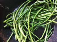 自制豇豆猪肉馅包子做法图解3)
