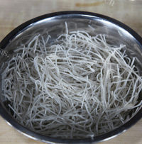 好吃生煎素鱼翅做法图解1)