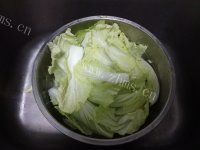 家常白菜炖丸子做法图解2)