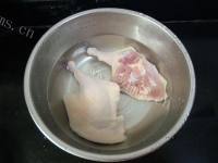 风味独特的梅干菜蒸鸭腿做法图解4)