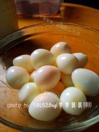 美味的虎皮鹌鹑蛋做法图解3)