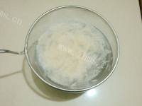 香甜梨汁软饼做法图解3)