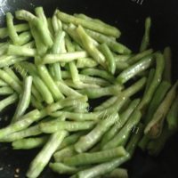 开胃生津的绍兴梅干菜肉包子做法图解5)