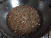 美味的油炸小河虾做法图解7)