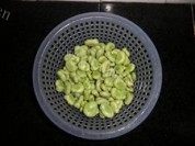 葱香蚕豆做法图解1)