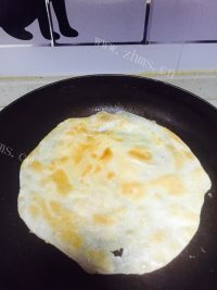 滋补的鸡蛋灌饼做法图解9)