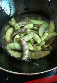 家常菜炒刀豆做法图解2)