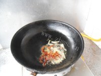 香喷喷的白灼秋葵做法图解12)