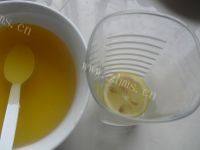 自制柠檬蜂蜜茶做法图解6)