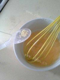 美味的鸡蛋羹做法图解4)