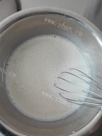 好吃不腻的牛奶沙冰做法图解3)