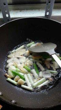 美味的香辣虾做法图解9)