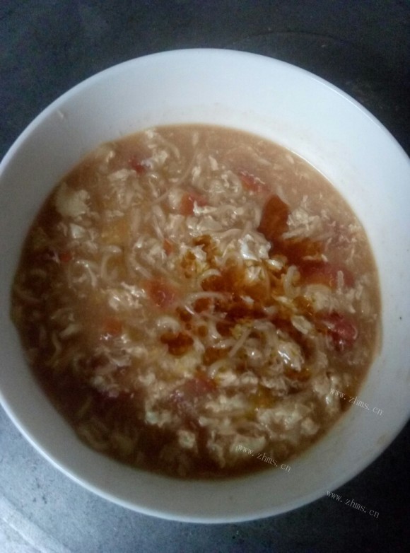 美味营养的西红柿鸡蛋面