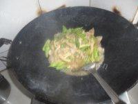 让人怀念的平菇炒肉
