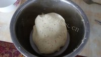 健康芝麻核桃馅桂花地瓜糕做法图解5)