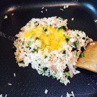 美味的杂菜炒饭做法图解13)