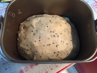 自制黑芝麻土司做法图解2)