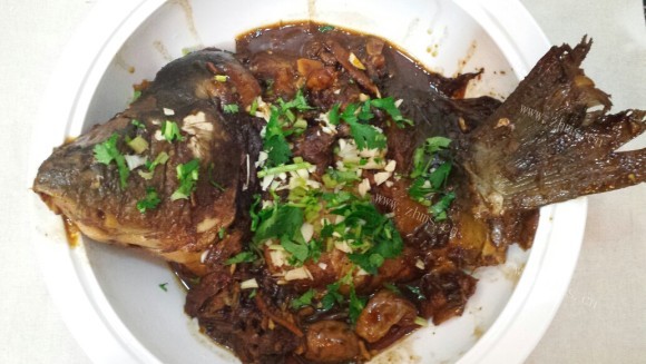 美味的红烧鲤鱼