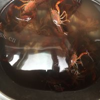 美味的麻辣小龙虾做法图解1)