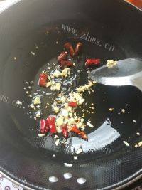 可口的干煸花菜做法图解3)