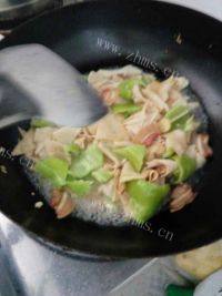 家常尖椒干豆腐做法图解4)