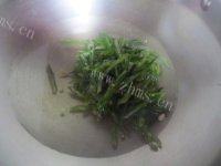 美味的眉豆炒虾酱做法图解9)