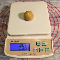 美味的豆沙果仁月饼做法图解11)