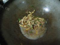 家常菜芹菜肉丝做法图解6)
