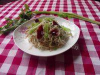 家常菜芹菜炒豆芽