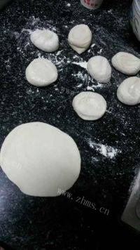 自己做的香菇肉包做法图解6)
