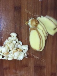 美味的电饭煲版烤鸡做法图解3)