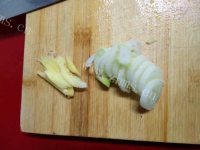 喷香的啤酒鸡翅做法图解3)