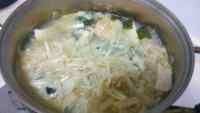 美味的三文鱼头豆腐汤做法图解7)