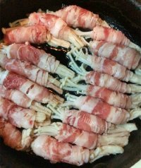 美味的羊肉卷金针菇做法图解5)