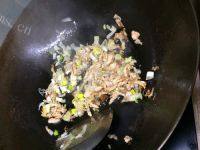 家常菜黄豆芽炒肉丝做法图解4)
