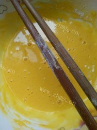 晶莹剔透的脆皮香蕉做法图解3)