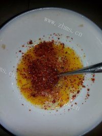 美味的包菜鸡蛋饼做法图解3)