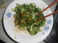 家常菜金针菇拌黄瓜