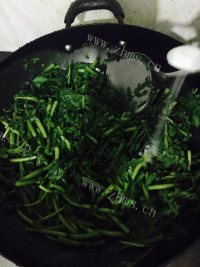 家常菜蒜香茼蒿做法图解5)