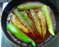 家常菜肉酿青椒做法图解9)