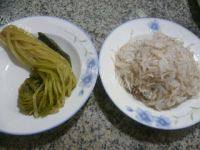 「自制」雪菜炒白虾米做法图解1)