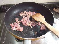 家常菜豆角炒瘦肉做法图解5)