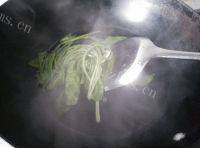 自制菠菜鸡蛋饼做法图解4)