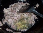 家常菜冬笋肉片做法图解7)