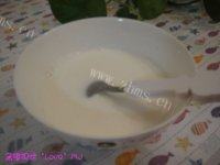DIY蓝莓酸奶做法图解3)