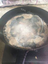 家常菜土豆炖排骨做法图解5)