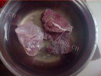 自制酱牛肉做法图解1)