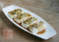 美味的客家酿豆腐做法图解7)