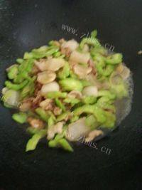 一个人的苦瓜炒肉