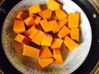 甜甜的低糖南瓜饼做法图解1)